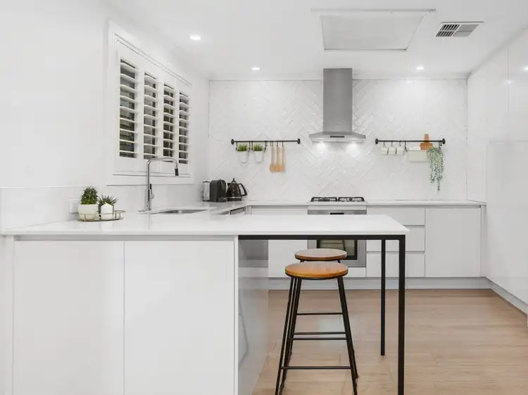 Sixth view of Homely unit listing, 2/42 Elizabeth Street, Bentleigh East VIC 3165