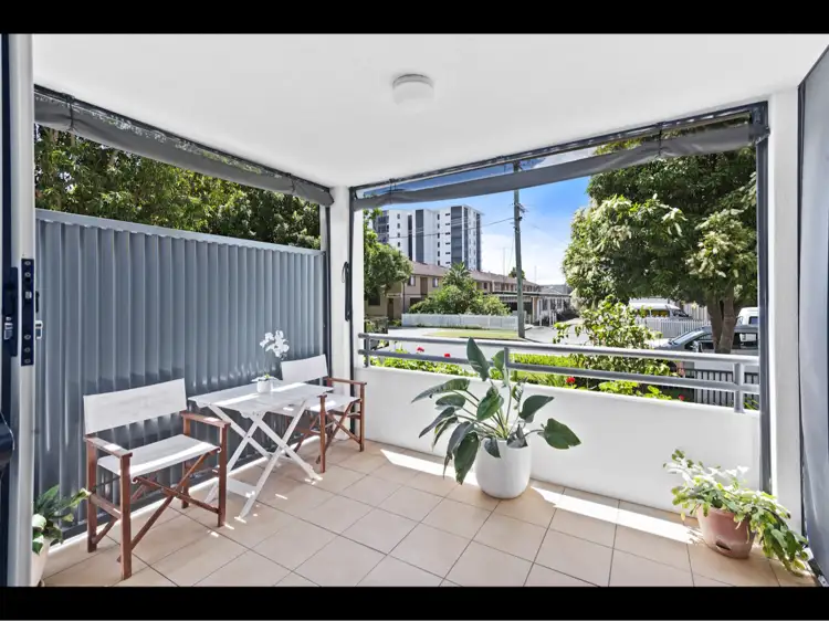 Fifth view of Homely unit listing, 4/4-6 Proud Street, Labrador QLD 4215