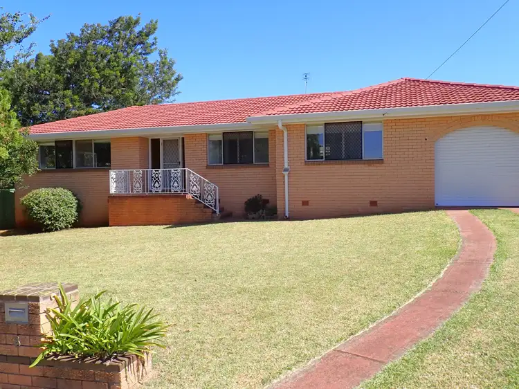 8 Grace Court, Darling Heights QLD 4350