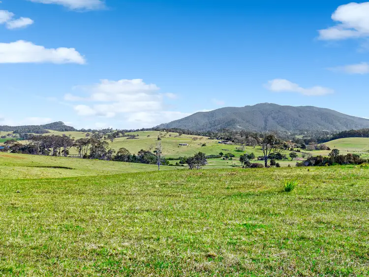 25 Schneider Drive, Mystery Bay NSW 2546