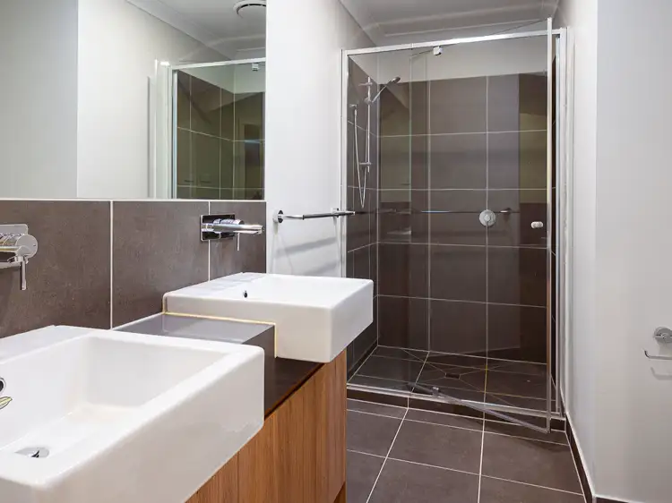 Fifth view of Homely townhouse listing, 42 Washington Drive, Thornhill Park VIC 3335