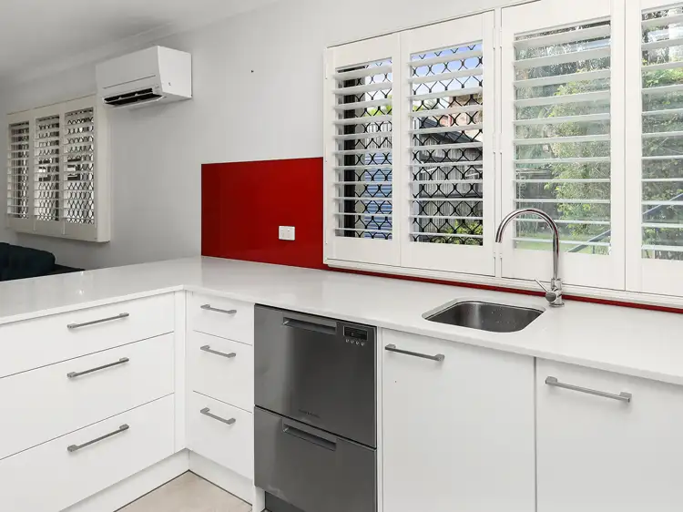 Third view of Homely apartment listing, 4/53 Winchester Street, Hamilton QLD 4007