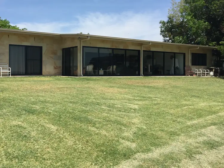 42 Woodbine Street, Springsure QLD 4722