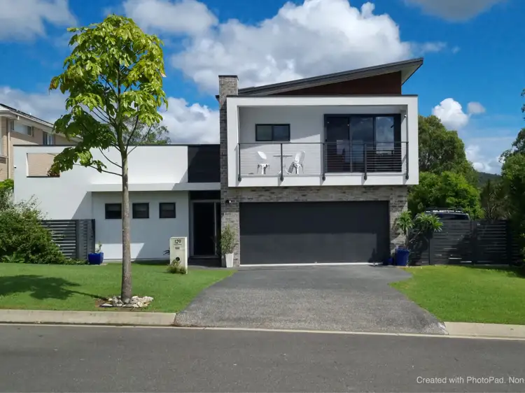 129 Kingfisher Drive, Upper Kedron QLD 4055