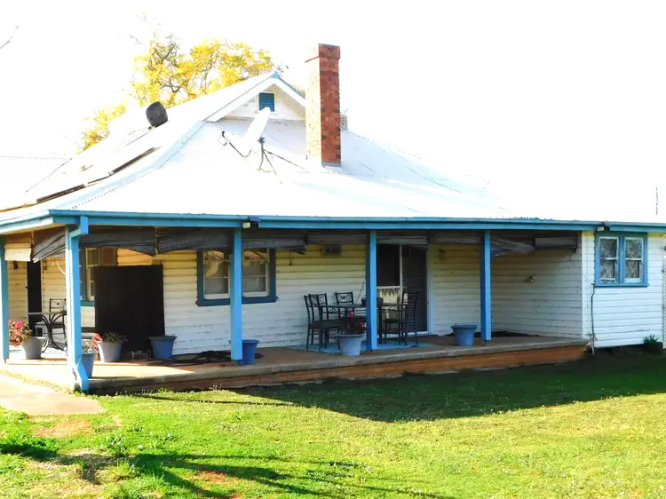 102 Umang Street, Tottenham NSW 2873