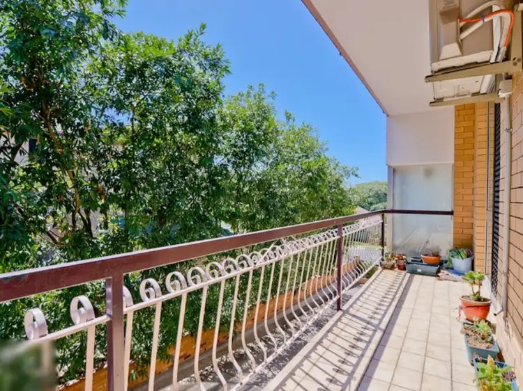 Sixth view of Homely apartment listing, 2/99 Earl Street, Greenslopes QLD 4120