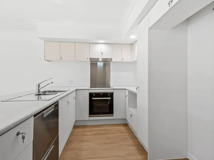 Fourth view of Homely semi-detached listing, 37 Vanessa Crescent, Cotswold Hills QLD 4350