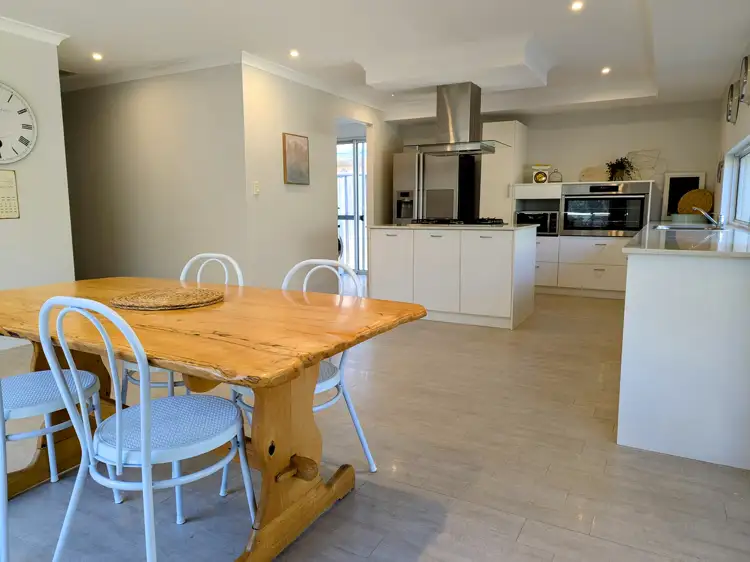 Fifth view of Homely house listing, 4 Wedgetail Retreat, Halls Head WA 6210