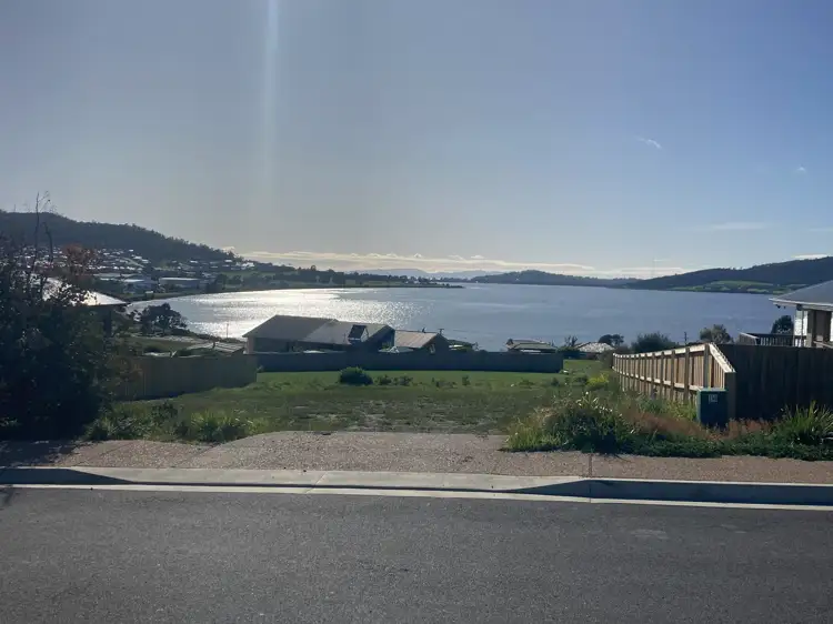 18 Northbay Drive, Rokeby TAS 7019