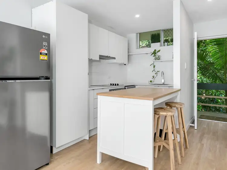 Main view of Homely unit listing, 2/71 Durham Street, St Lucia QLD 4067
