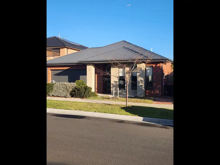 5 Weiss Street, Diggers Rest VIC 3427
