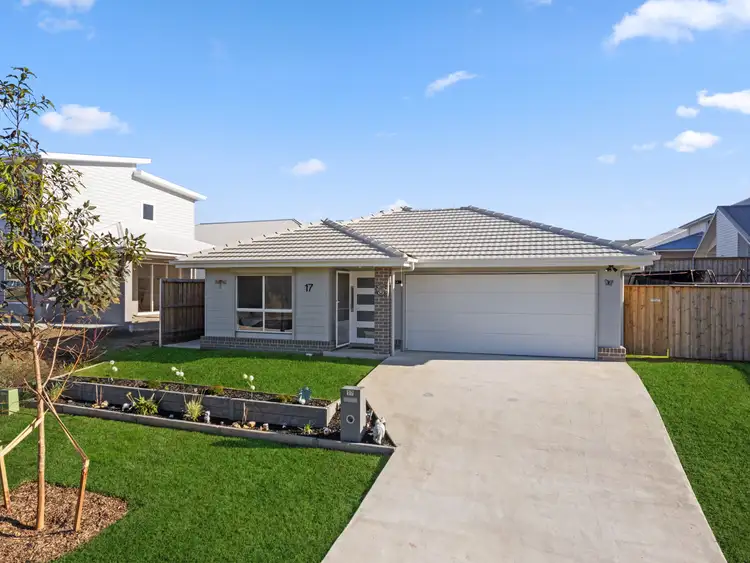17 Yaguna Parade, Crangan Bay NSW 2259