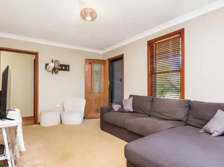 Fourth view of Homely house listing, 58 Kingstown Road, Woodberry NSW 2322