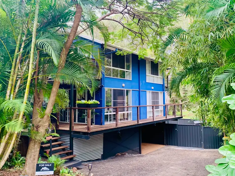 158 Lucas Drive, Lamb Island QLD 4184