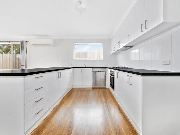 Second view of Homely house listing, 2 Parrot Court, Carrum Downs VIC 3201
