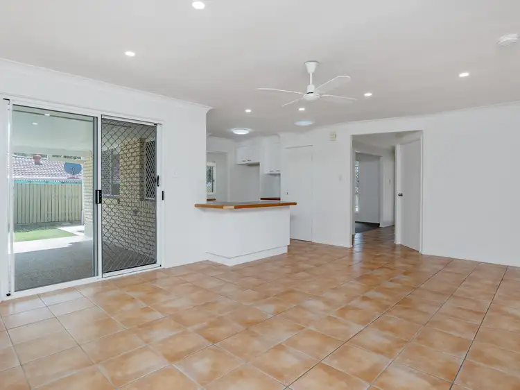 Fourth view of Homely house listing, 10 Lomandra Place, Capalaba QLD 4157