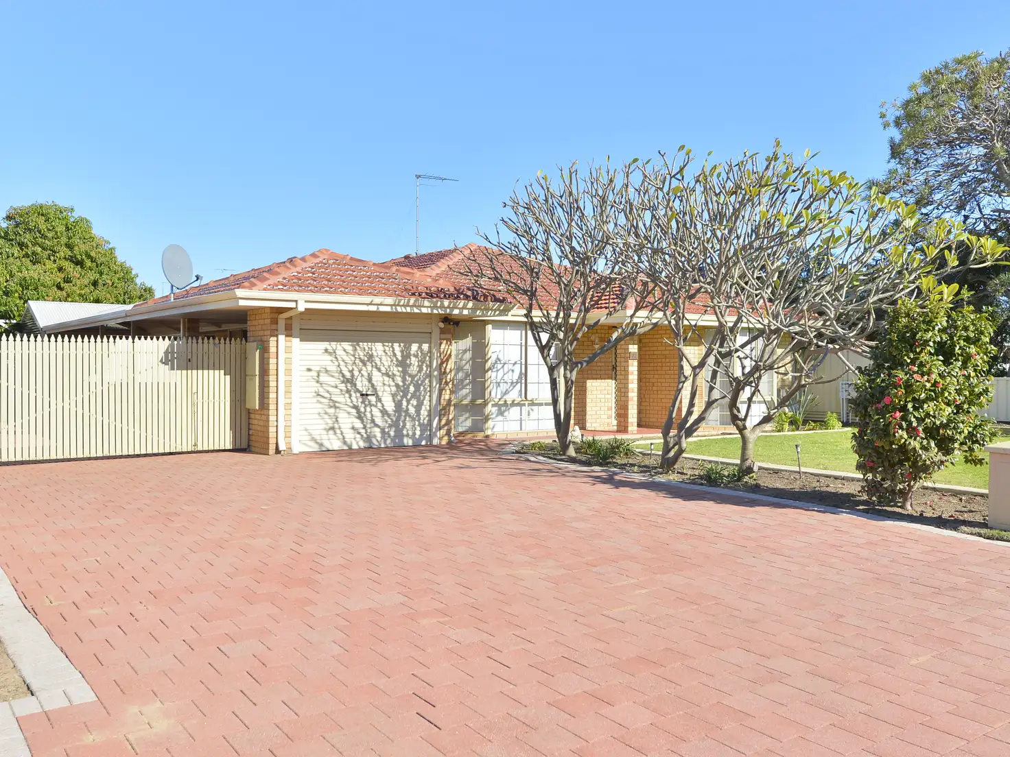 Main view of Homely house listing, 33 Regent Drive, Wannanup WA 6210