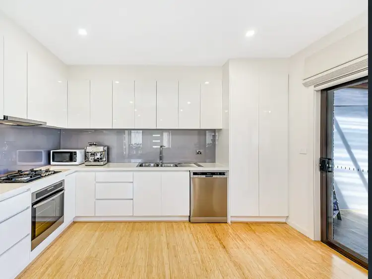 Fourth view of Homely unit listing, 2/225 Chesterville Road, Moorabbin VIC 3189