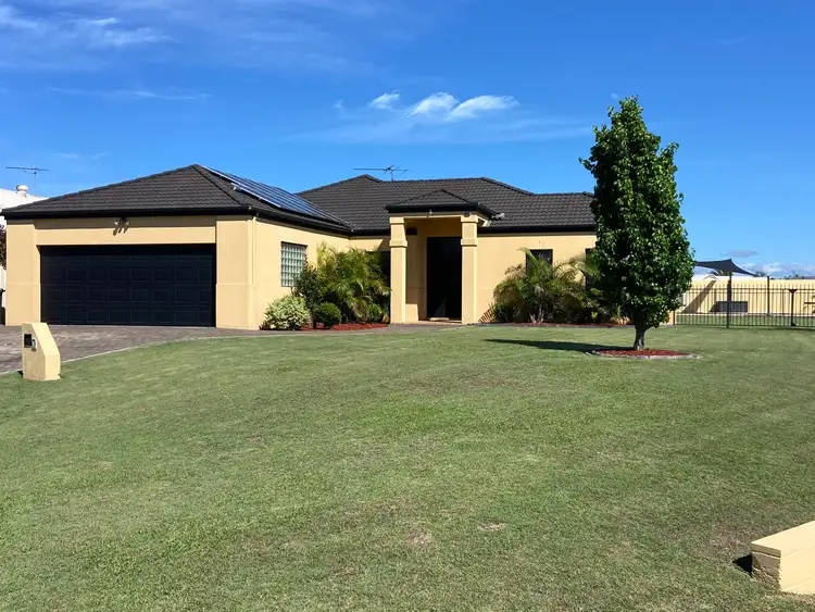 11 North Meadow Drive, Grafton NSW 2460