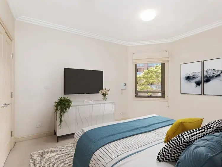 Third view of Homely apartment listing, 10b/70 Alfred Street South, Milsons Point NSW 2061