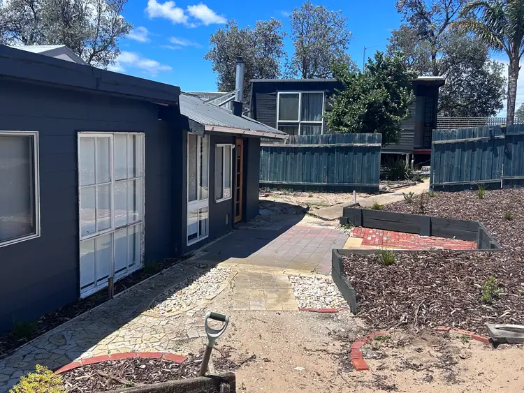 165 Seventh Avenue, Paradise Beach VIC 3851