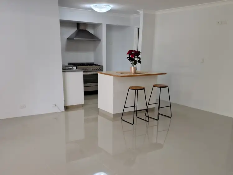 Sixth view of Homely house listing, 10 Sutcliffe Close, Seville Grove WA 6112