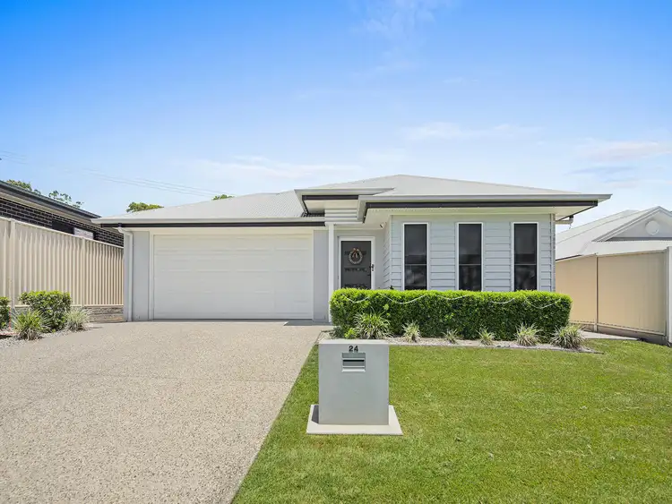 24 Mervyn Crescent, Redland Bay QLD 4165