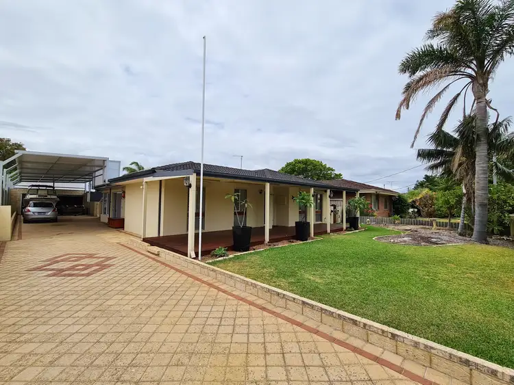 15 June Road, Safety Bay WA 6169