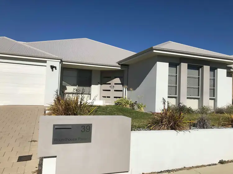 39 Roundhouse Parade, Jindalee WA 6036