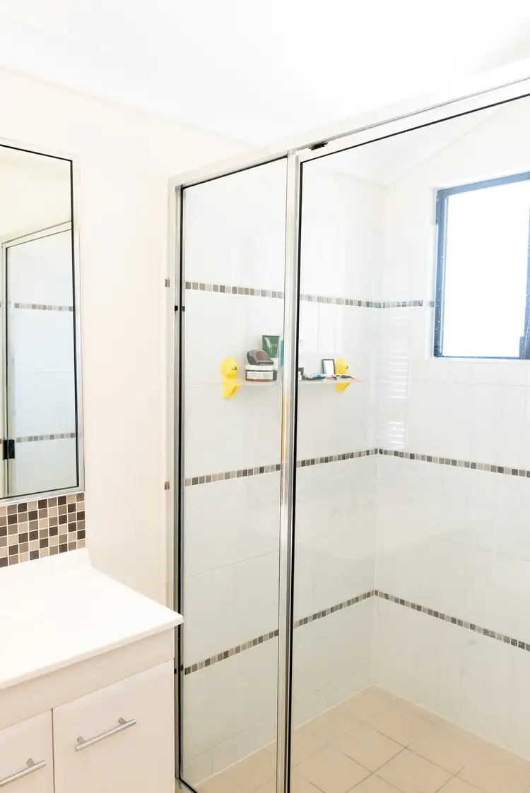 Fourth view of Homely house listing, 18 Idaho Court, Deeragun QLD 4818