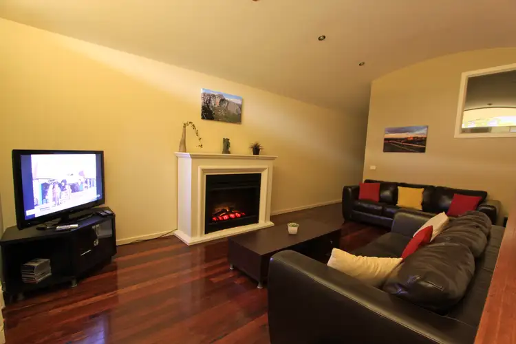 Main view of Homely townhouse listing, 5/15-17 Clematis Drive, Halls Gap VIC 3381