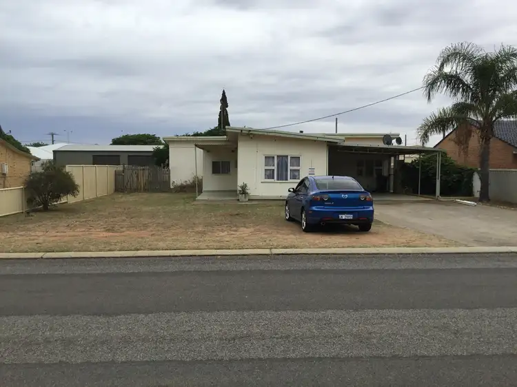 257 First Street, Wonthella WA 6530