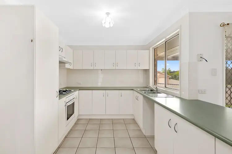 Fifth view of Homely house listing, 40 Glengarry Way, Horsley NSW 2530