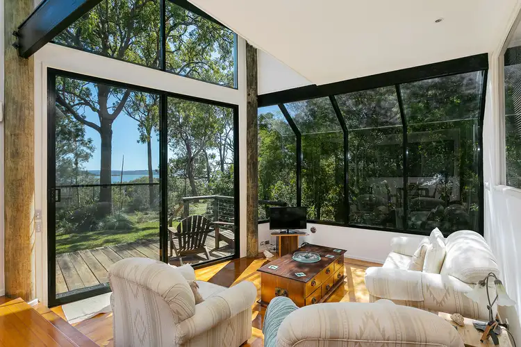 20-22 The Esplanade, Karragarra Island QLD 4184