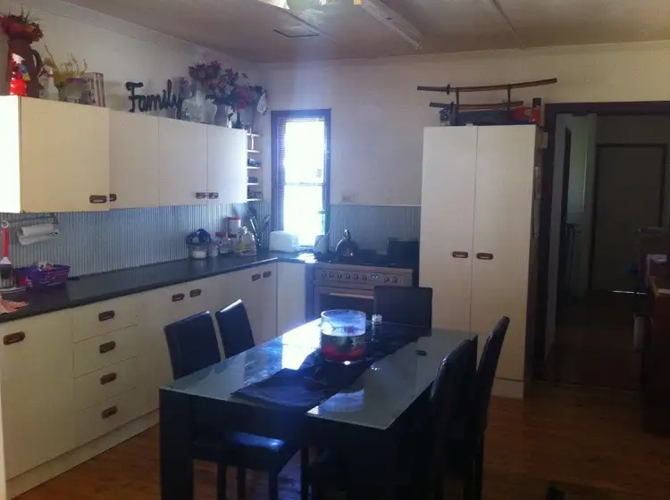 64 Gleeson Crescent, Harlaxton QLD 4350