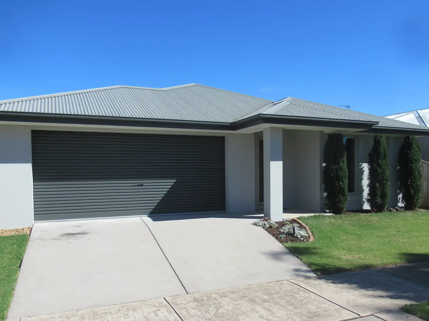 Main view of Homely house listing, 10 Billabong Avenue, Sale VIC 3850