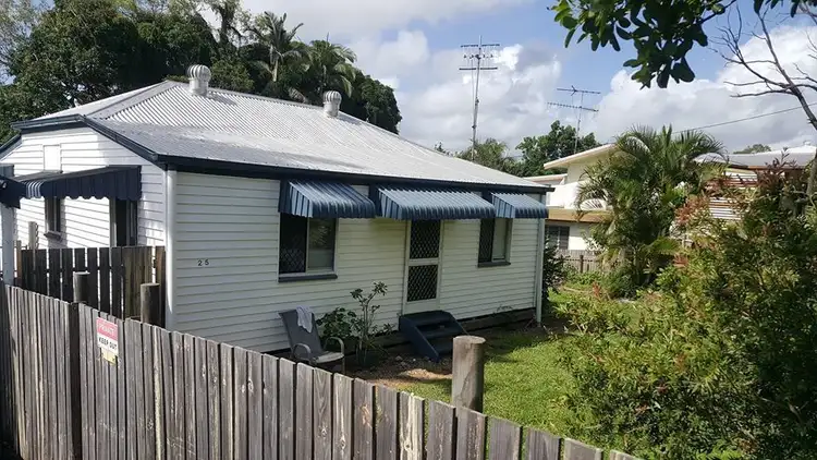 25 West Street, Sarina QLD 4737