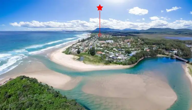 Fifth view of Homely house listing, 5C Bligh Place, Lake Cathie NSW 2445