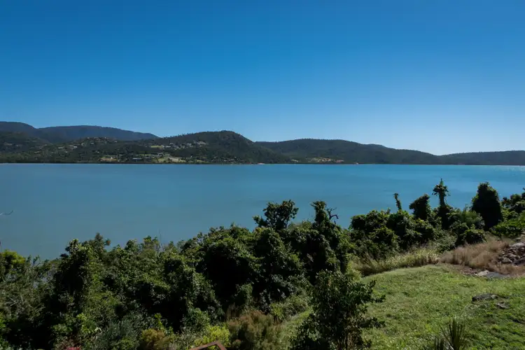 49 Beth Court, Cannonvale QLD 4802