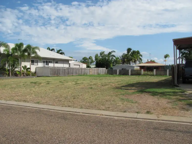 35 Coral Street, Bowen QLD 4805