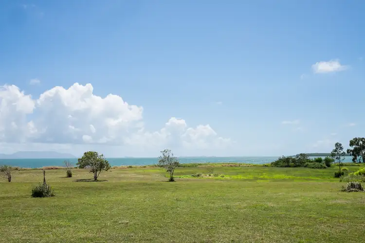 52 Power Boulevard, Midge Point QLD 4799