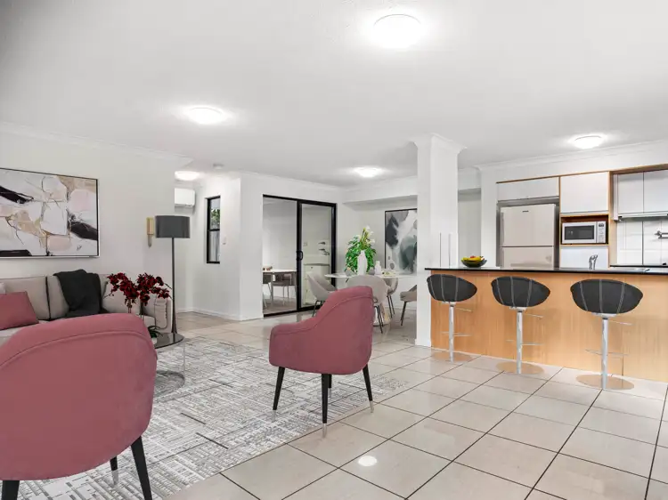 Unit 8/45 Curlew Street, Toowong QLD 4066