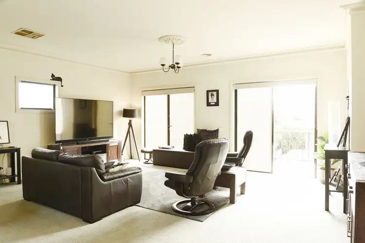Third view of Homely townhouse listing, 2/443 Hargreaves Street, Bendigo VIC 3550