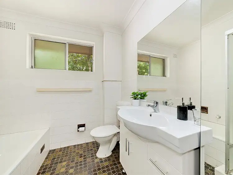 Fourth view of Homely unit listing, 8/6 Jersey Road, Artarmon NSW 2064