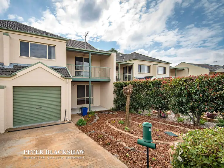 Second view of Homely house listing, 6 Raiwalla Court, Ngunnawal ACT 2913