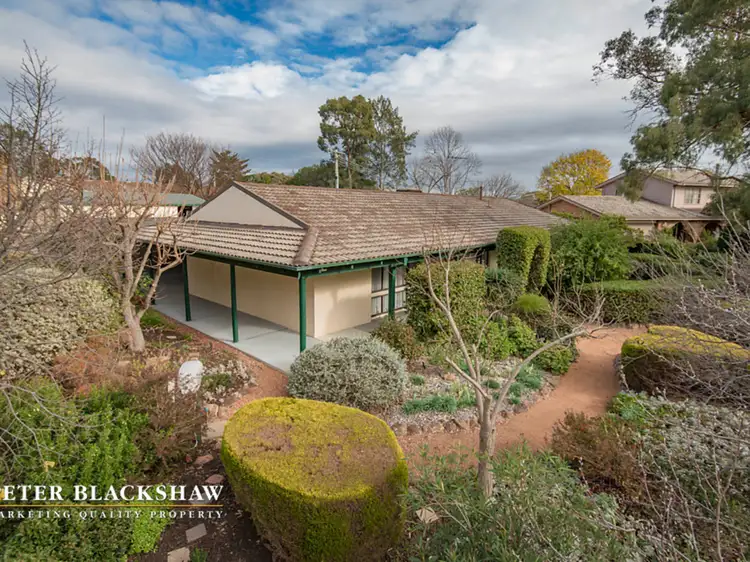 2 Reeves Street, Wanniassa ACT 2903