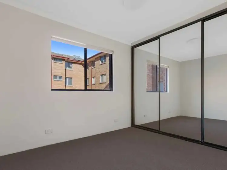Fifth view of Homely unit listing, 16/6 Eyre Place, Warrawong NSW 2502