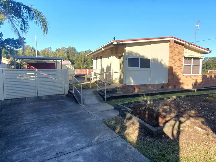 2 Eleebana Crescent, Koonawarra NSW 2530