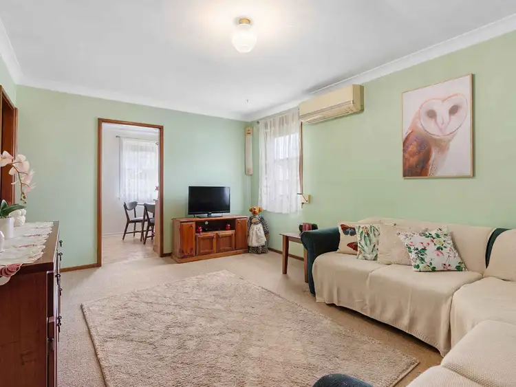 Second view of Homely house listing, 29 Kimbarra Crescent, Koonawarra NSW 2530