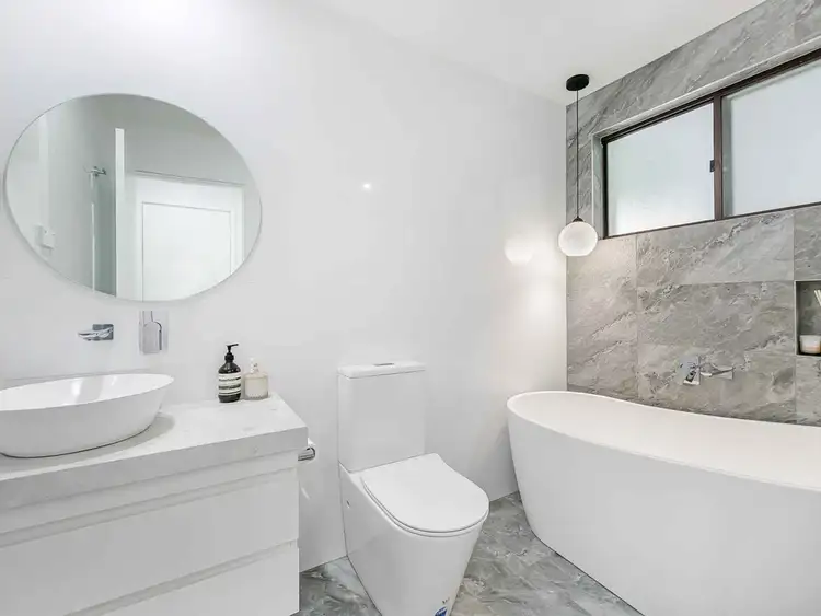Fourth view of Homely house listing, 4 Faulkland Cres, Kings Park NSW 2148